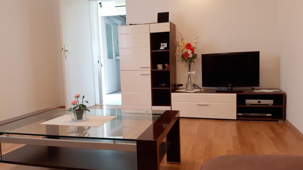 Apartment Ella Дубровник Екстериор снимка